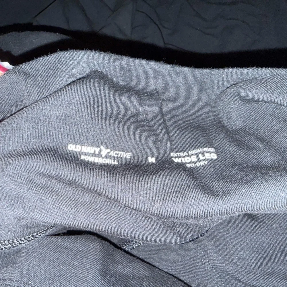 Old Navy Black Wide-Leg Pants - Picture 2 of 2